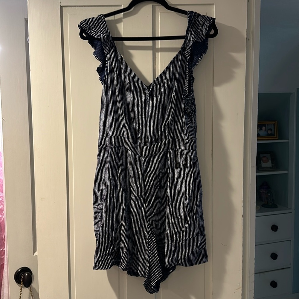American Eagle romper navy white stripes size large